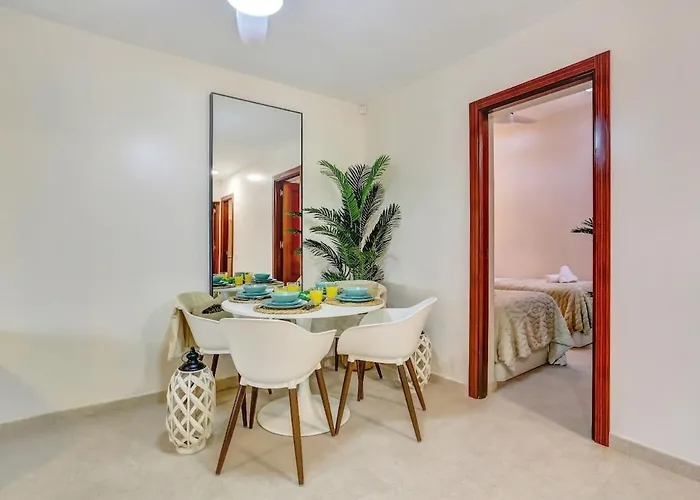 Sahara Luxury בית נופש *