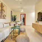 Elegant Coastal Retreat With Private Terrace & Pool Access *