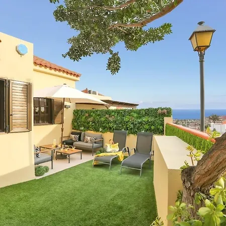 Σπίτι διακοπών Elegant Coastal Retreat With Private Terrace & Pool Access Caleta De Fuste