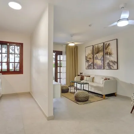Elegant Coastal Retreat With Private Terrace & Pool Access